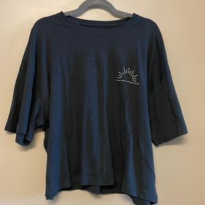 Universal thread washed black boxy crop top size xl